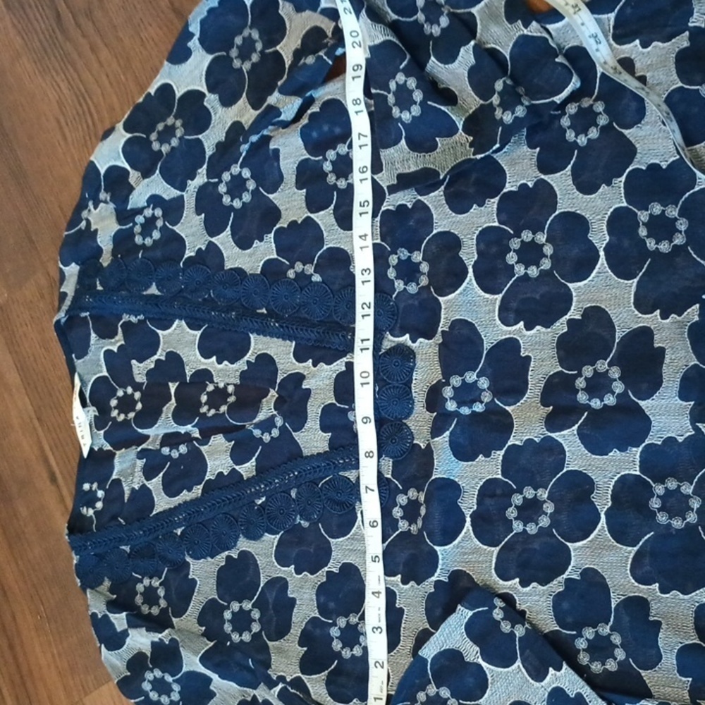 Trina Turk Blue White Embroidered Floral Sheer Blouse I - Picture 5 of 6